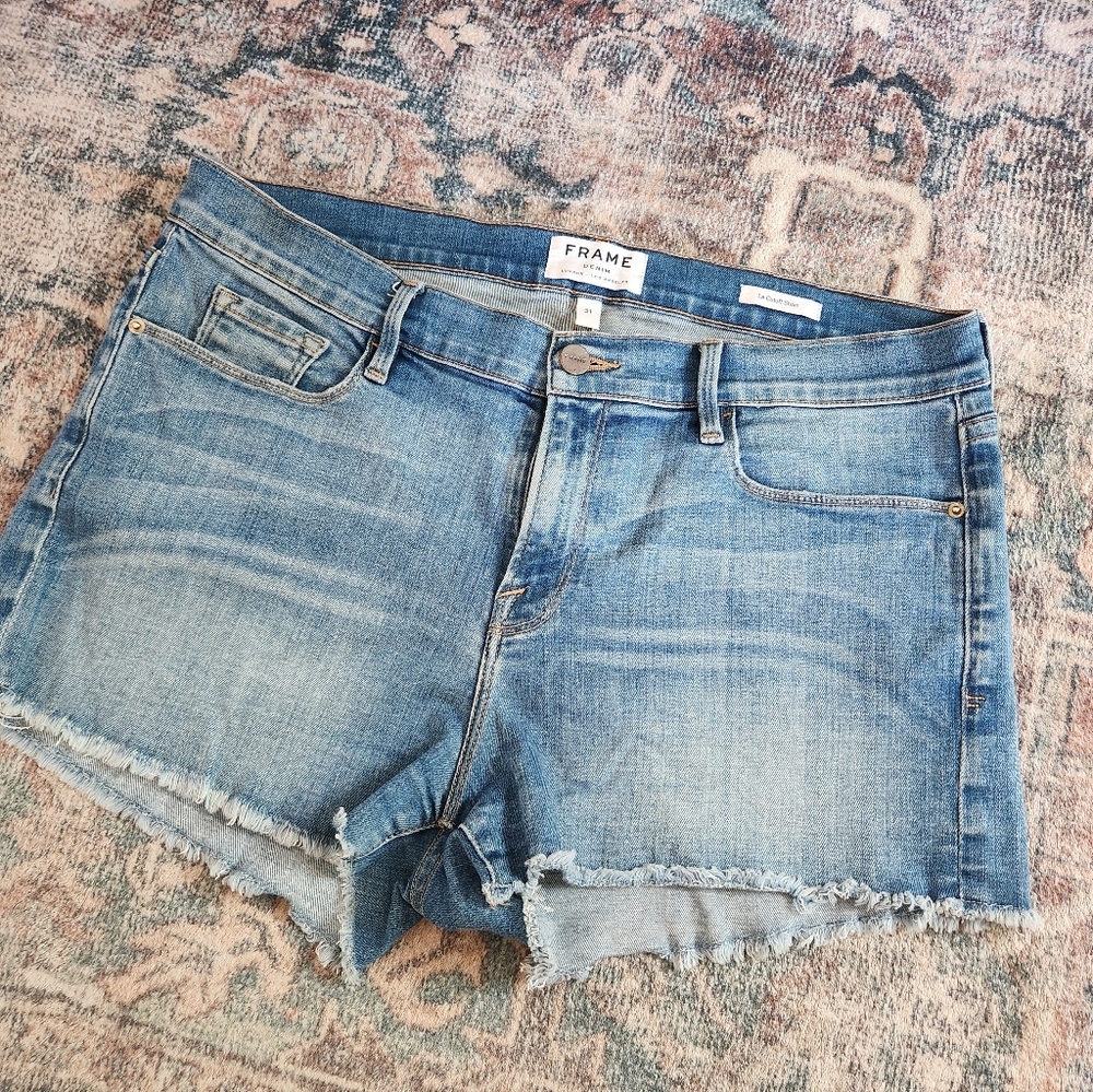 FRAME Denim Le Cut Off Shorts Size 31